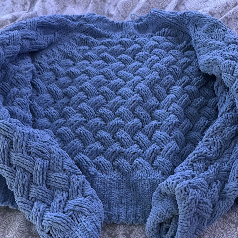 Kendall & Kylie Blue Cable Knit Crew Neck Sweater